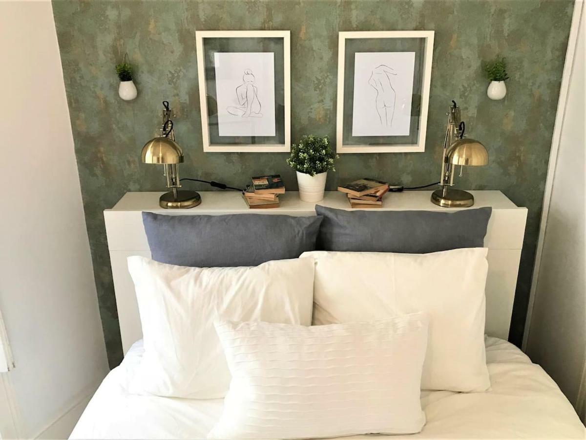 Principe Real - 2 Bedroom Apartment With Terrace リスボン エクステリア 写真