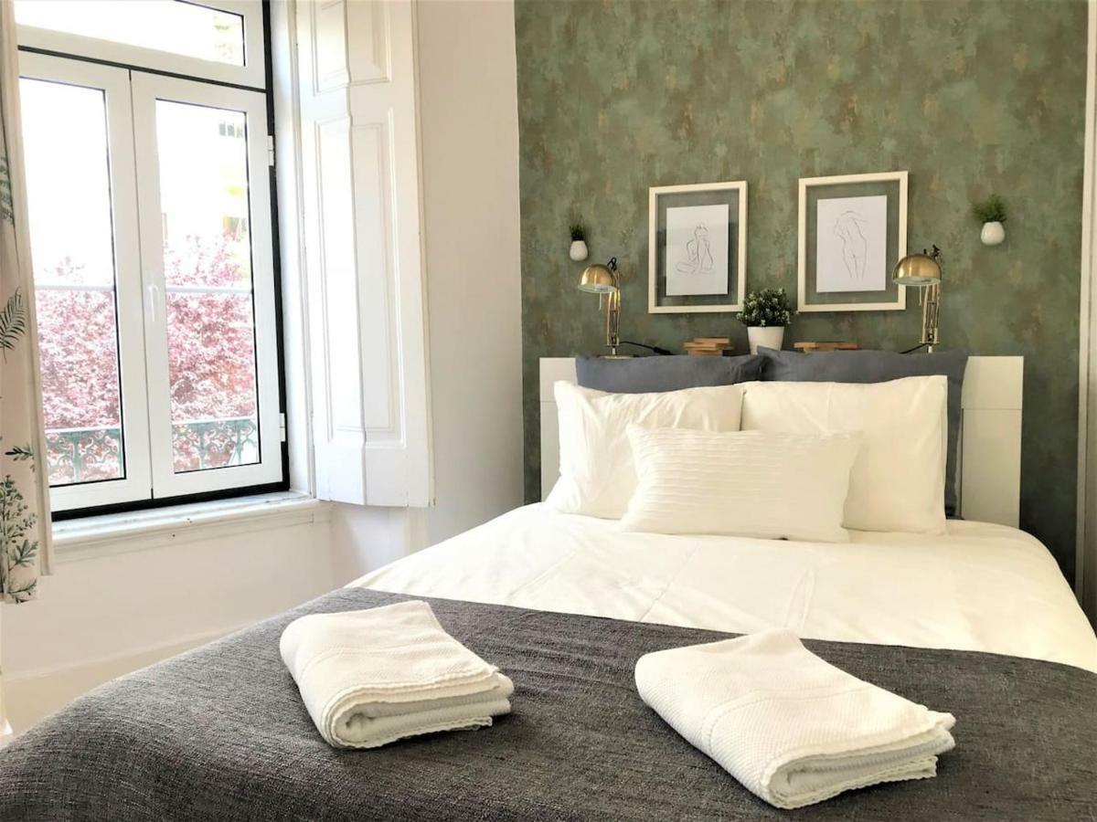 Principe Real - 2 Bedroom Apartment With Terrace リスボン エクステリア 写真